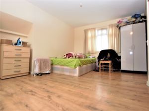 Photo 9- click for photo gallery